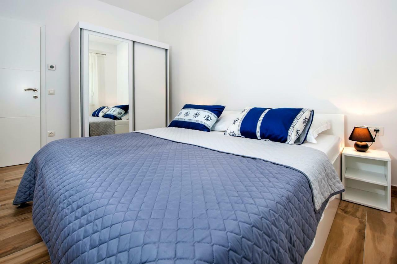 Apartmani Brajkovic Rovinj Exteriör bild